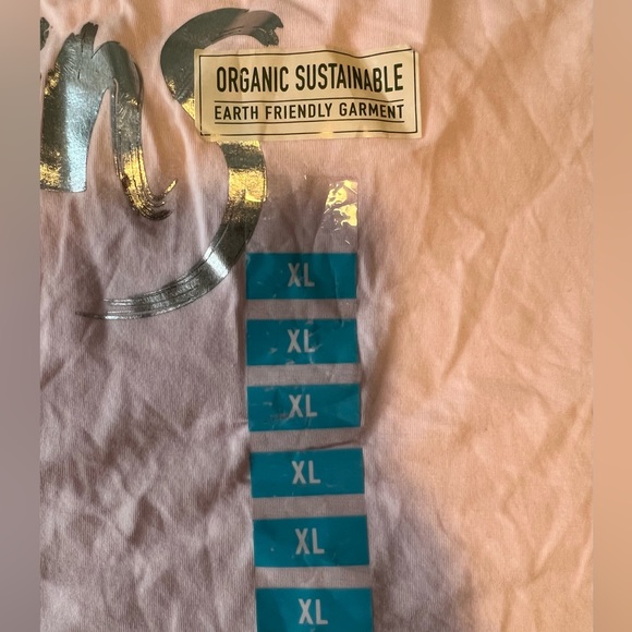 Women’s Earth Yoga Muscle Pink Tank Top NEW NWT - Picture 3 of 4